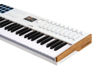 Arturia KeyLab 61 mk3 White Arturia KeyLab 61 mk3 White